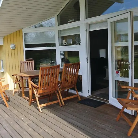 3 Bedroom Awesome Home In Tranekaer *